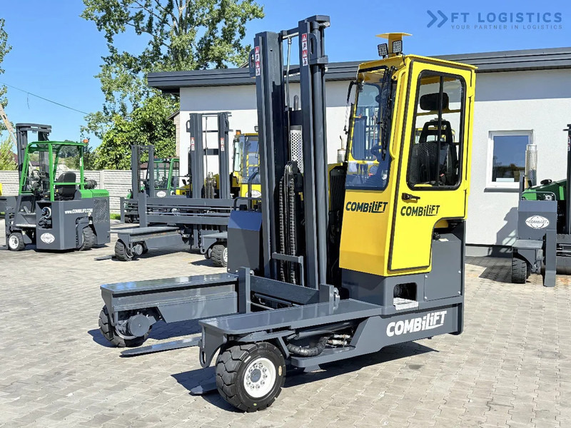 Combilift Combilift FOUR-WAY MULTIDIRECTIONAL FORKLIFT C4000 / DIESEL / DUPLEX 4100MM / ONLY 2888 HOURS / FORK POSITIONER / FULL CABIN – H - شاحنة مناولة بأربعة اتجاهات: صورة 2 Combilift Combilift FOUR-WAY MULTIDIRECTIONAL FORKLIFT C4000 / DIESEL / DUPLEX 4100MM / ONLY 2888 HOURS / FORK POSITIONER / FULL CABIN – H - شاحنة مناولة بأربعة اتجاهات: صورة 2