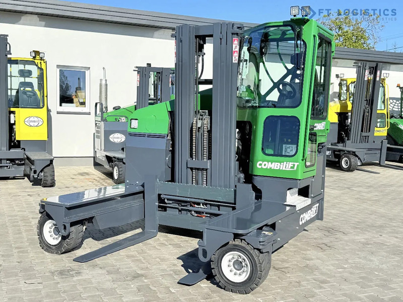 Combilift Combilift FOUR-WAY MULTIDIRECTIONAL FORKLIFT C4500 / DIESEL / TRIPLEX 4900MM / ONLY 4854 HOURS / FORK POSITIONER / FULL CABIN – - شاحنة مناولة بأربعة اتجاهات: صورة 5 Combilift Combilift FOUR-WAY MULTIDIRECTIONAL FORKLIFT C4500 / DIESEL / TRIPLEX 4900MM / ONLY 4854 HOURS / FORK POSITIONER / FULL CABIN – - شاحنة مناولة بأربعة اتجاهات: صورة 5