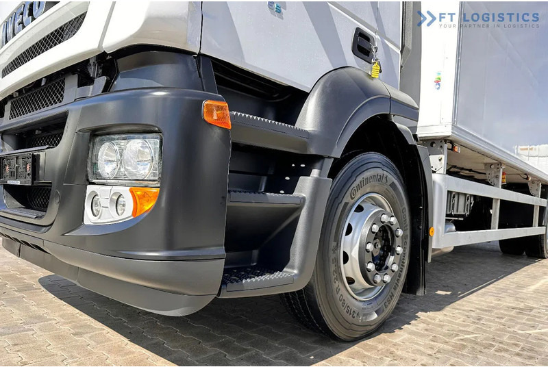 Iveco Stralis 420 STRALIS 420 / Refrigerated Truck / Carrier Supra 950 / 19 Pallets / Tail Lift / Tires - شاحنة الفريزر: صورة 4 Iveco Stralis 420 STRALIS 420 / Refrigerated Truck / Carrier Supra 950 / 19 Pallets / Tail Lift / Tires - شاحنة الفريزر: صورة 4