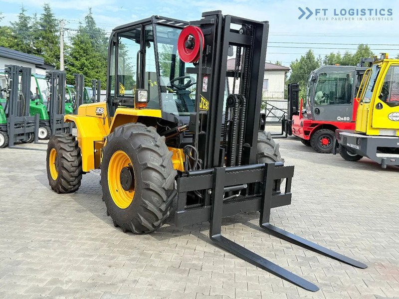 JCB 940 / DIESEL / TRIPLEX 4500MM / FORK POSITIONER / SIDE SHIFT / 4T / NEW TYRES / LIKE NEW 940 / DIESEL / TRIPLEX 4500MM / FORK PO - رافعة شوكية للأرض الوعرة: صورة 5 JCB 940 / DIESEL / TRIPLEX 4500MM / FORK POSITIONER / SIDE SHIFT / 4T / NEW TYRES / LIKE NEW 940 / DIESEL / TRIPLEX 4500MM / FORK PO - رافعة شوكية للأرض الوعرة: صورة 5