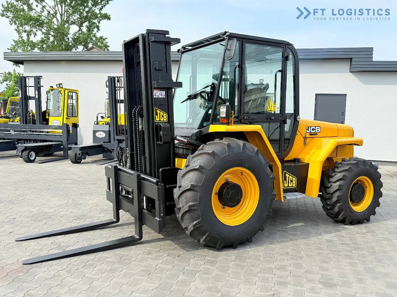 JCB 940 / DIESEL / TRIPLEX 4500MM / FORK POSITIONER / SIDE SHIFT / 4T / NEW TYRES / LIKE NEW 940 / DIESEL / TRIPLEX 4500MM / FORK PO - رافعة شوكية للأرض الوعرة: صورة 2 JCB 940 / DIESEL / TRIPLEX 4500MM / FORK POSITIONER / SIDE SHIFT / 4T / NEW TYRES / LIKE NEW 940 / DIESEL / TRIPLEX 4500MM / FORK PO - رافعة شوكية للأرض الوعرة: صورة 2