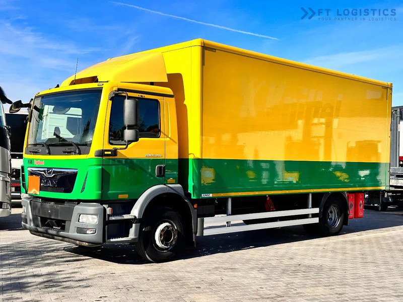MAN TGM 15.250 MAN TGM 15.250 4X2 / CONTAINER - 16 PALLETS / TAIL LIFT / TIRES 80% / PERFECT CONDITION - شاحنة مقفلة: صورة 1 MAN TGM 15.250 MAN TGM 15.250 4X2 / CONTAINER - 16 PALLETS / TAIL LIFT / TIRES 80% / PERFECT CONDITION - شاحنة مقفلة: صورة 1