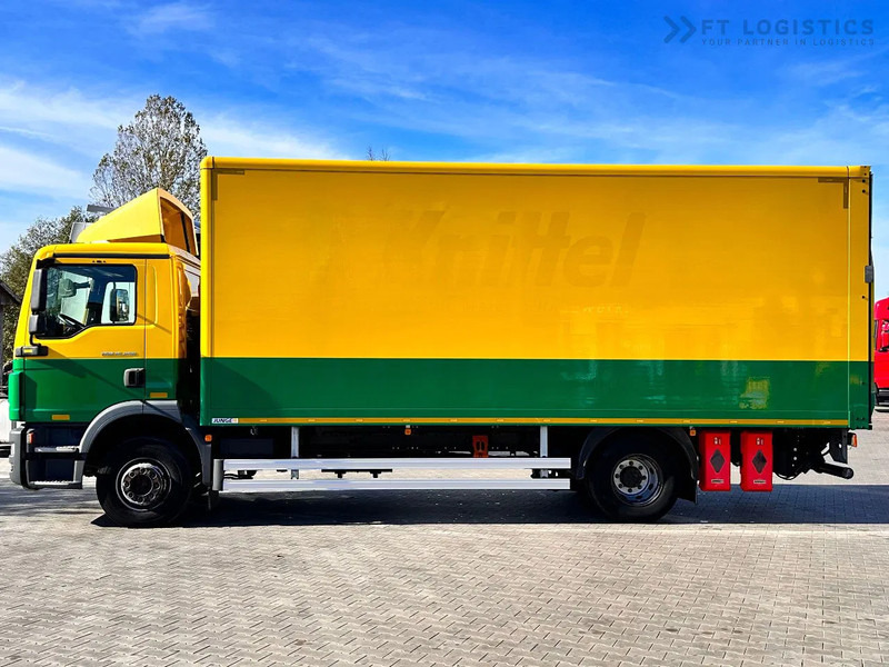 MAN TGM 15.250 MAN TGM 15.250 4X2 / CONTAINER - 16 PALLETS / TAIL LIFT / TIRES 80% / PERFECT CONDITION - شاحنة مقفلة: صورة 3 MAN TGM 15.250 MAN TGM 15.250 4X2 / CONTAINER - 16 PALLETS / TAIL LIFT / TIRES 80% / PERFECT CONDITION - شاحنة مقفلة: صورة 3