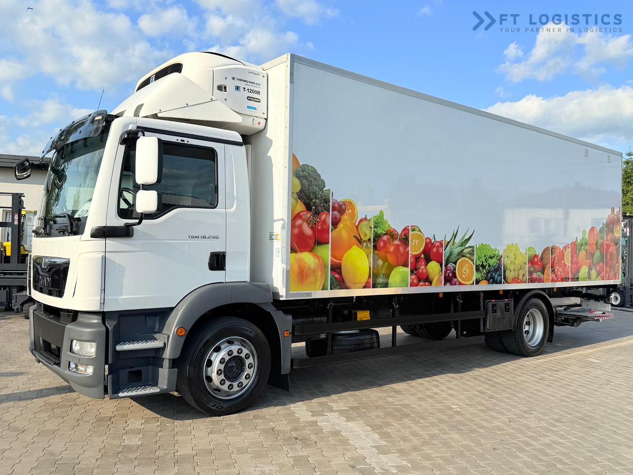 MAN TGM 18.290 / THERMOKING T-1200R / BI-TEMPERATURE / 19 PALLETS / 90% TYRES / EXCELLENT CONDITION / DHOLLANDIA TAIL LIFT / SIDE DOOR / PAYLOAD 8,220 KG - شاحنة الفريزر: صورة 2 MAN TGM 18.290 / THERMOKING T-1200R / BI-TEMPERATURE / 19 PALLETS / 90% TYRES / EXCELLENT CONDITION / DHOLLANDIA TAIL LIFT / SIDE DOOR / PAYLOAD 8,220 KG - شاحنة الفريزر: صورة 2