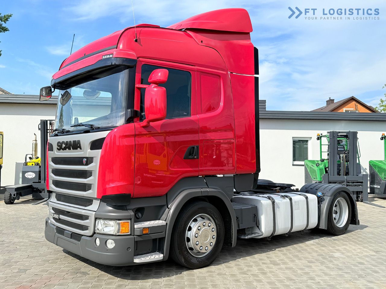 SCANIA R450 / LOW-DECK / RETARDER / 1200L FUEL TANKS / TWO BEDS / 80% TYRES / FRIDGE / PARKING AIR CONDITIONING / WEBASTO / EXCELLENT CONDITION - وحدة جر: صورة 3 SCANIA R450 / LOW-DECK / RETARDER / 1200L FUEL TANKS / TWO BEDS / 80% TYRES / FRIDGE / PARKING AIR CONDITIONING / WEBASTO / EXCELLENT CONDITION - وحدة جر: صورة 3