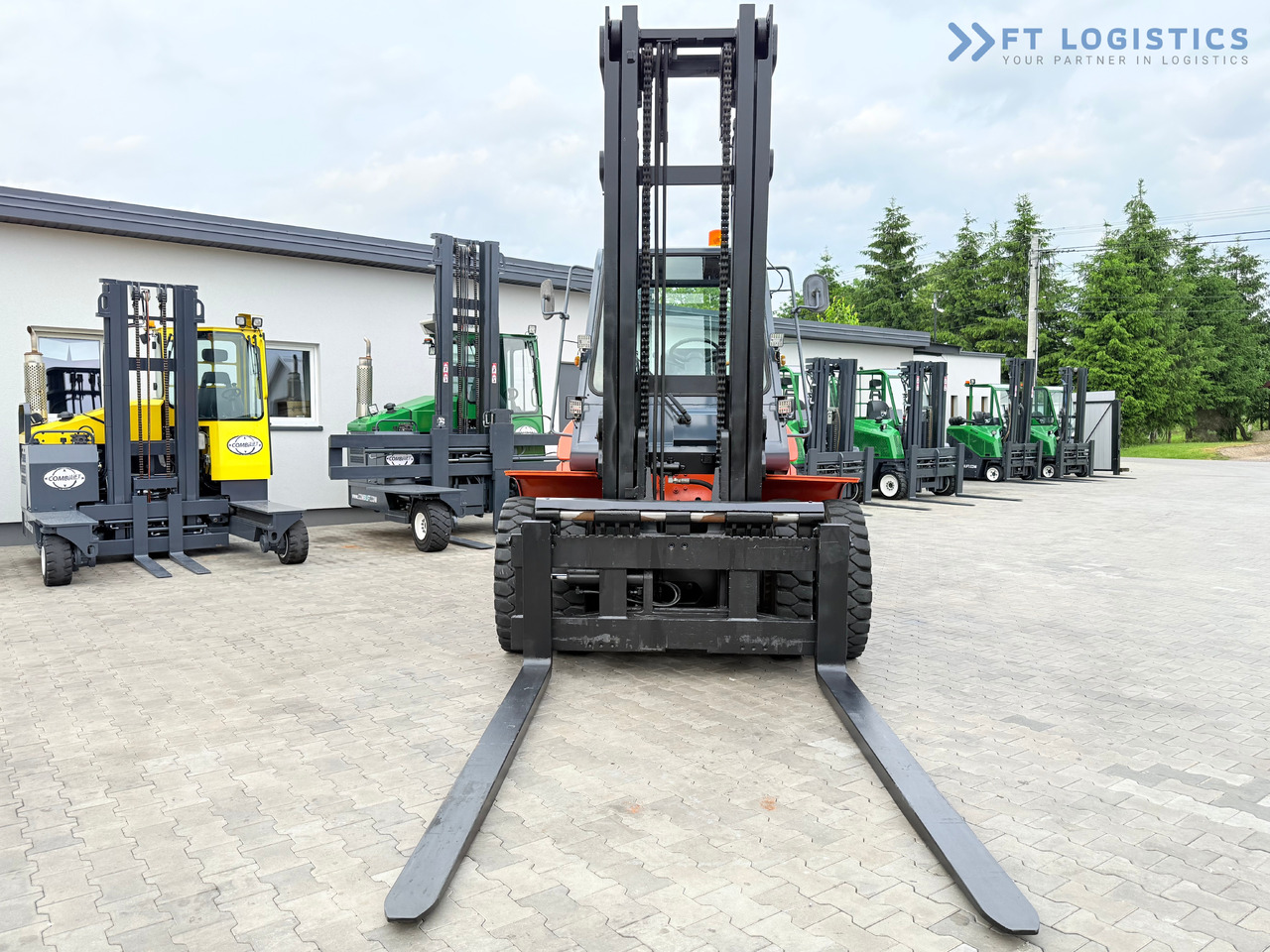 TOYOTA 60-5FD80 / DIESEL / DUPLEX - 4500MM / NEW TYRES / HEATED CABIN / 8 TON / UDT / EXCELLENT CONDITION - رافعة شوكية ديزل: صورة 3 TOYOTA 60-5FD80 / DIESEL / DUPLEX - 4500MM / NEW TYRES / HEATED CABIN / 8 TON / UDT / EXCELLENT CONDITION - رافعة شوكية ديزل: صورة 3