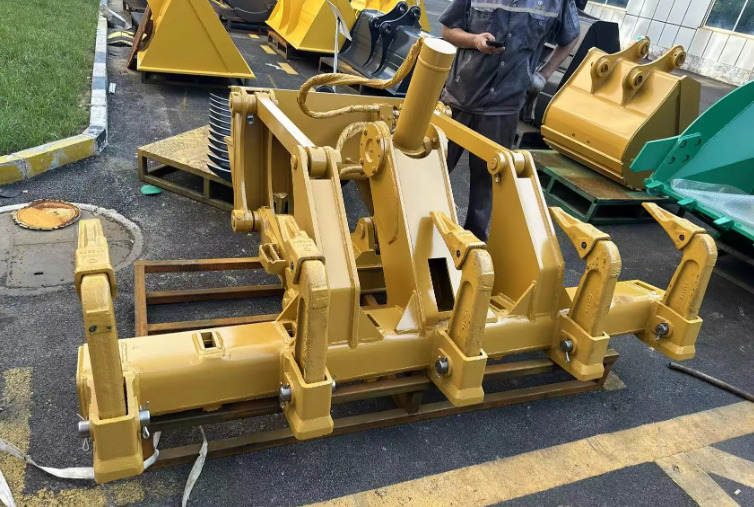 CATERPILLAR - ريبر - ممهدة: صورة 4 CATERPILLAR - ريبر - ممهدة: صورة 4