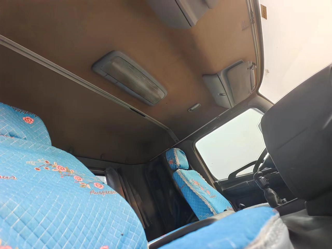 HINO HINO 700 - وحدة جر: صورة 5 HINO HINO 700 - وحدة جر: صورة 5