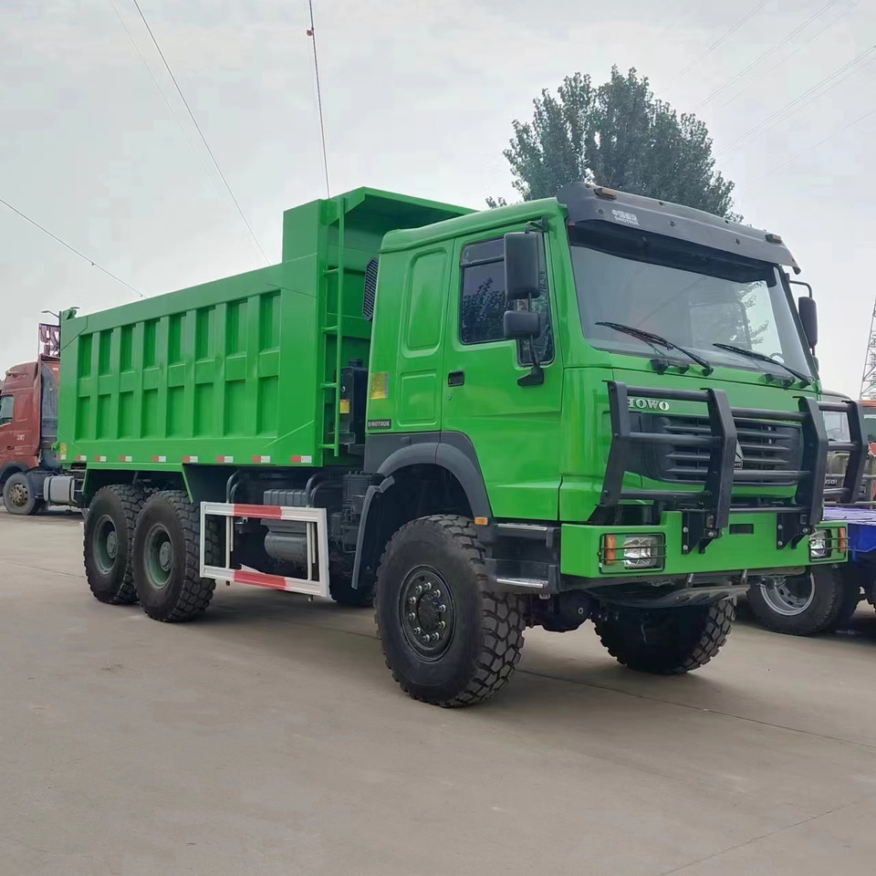 HOWO 6*6 dump truck - شاحنة قلاب: صورة 2 HOWO 6*6 dump truck - شاحنة قلاب: صورة 2