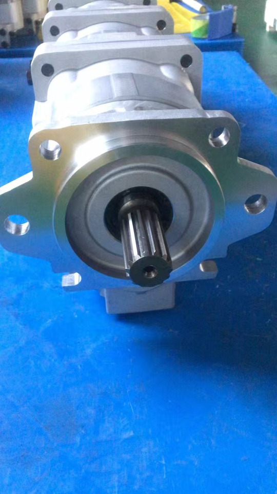 KOMATSU 705-56-34180 - مضخة هيدروليكية - حفارة: صورة 4 KOMATSU 705-56-34180 - مضخة هيدروليكية - حفارة: صورة 4