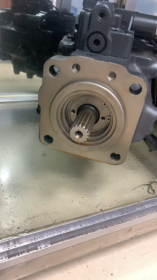 KOMATSU 708-1t-00431 - مضخة هيدروليكية - حفارة: صورة 2 KOMATSU 708-1t-00431 - مضخة هيدروليكية - حفارة: صورة 2