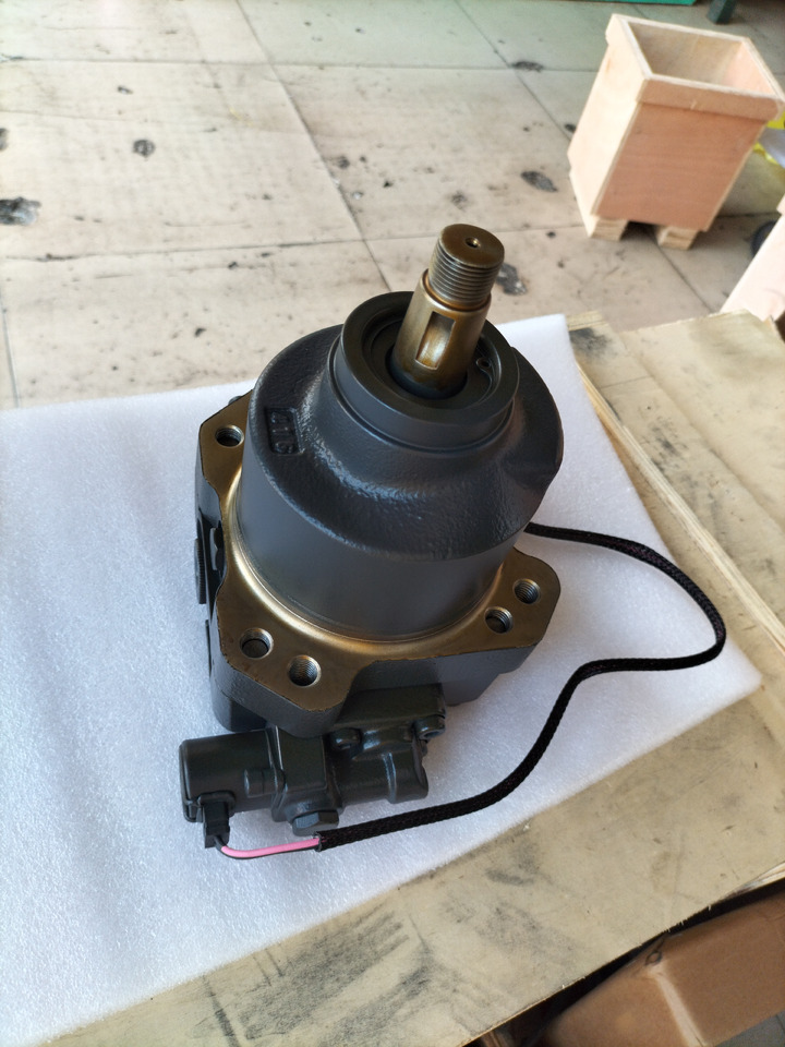 KOMATSU 708-7s-00352 - محرك هيدروليكي - جرافة: صورة 3 KOMATSU 708-7s-00352 - محرك هيدروليكي - جرافة: صورة 3