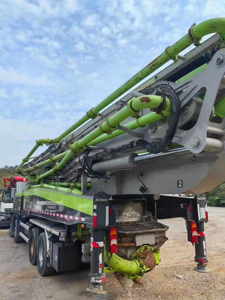 MERCEDES-BENZ,Zoomlion 59 Meters - خلاطة مع مضخة: صورة 5 MERCEDES-BENZ,Zoomlion 59 Meters - خلاطة مع مضخة: صورة 5