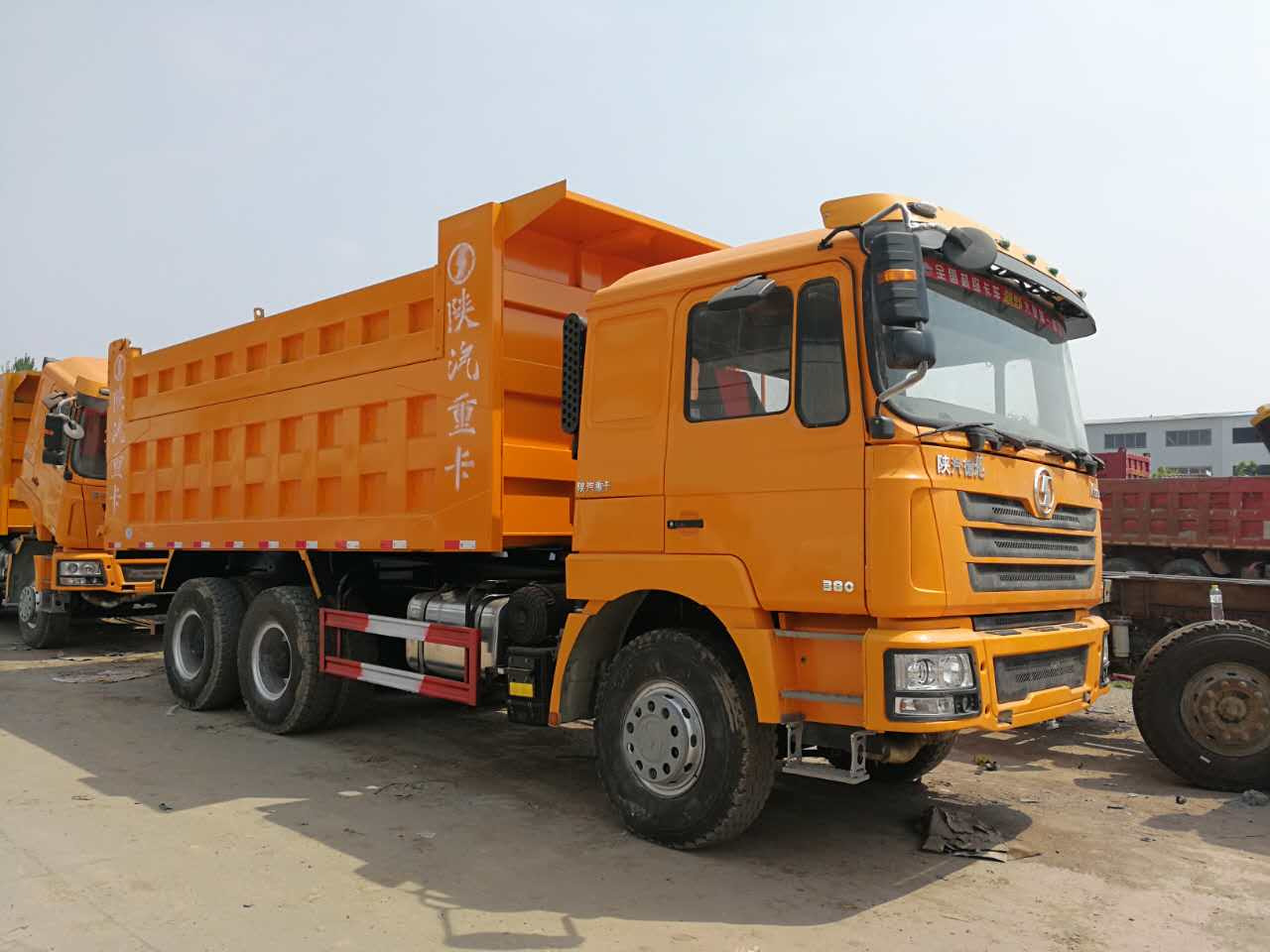 Shacman Shacman 380 6*4 dump truck - شاحنة قلاب: صورة 1 Shacman Shacman 380 6*4 dump truck - شاحنة قلاب: صورة 1