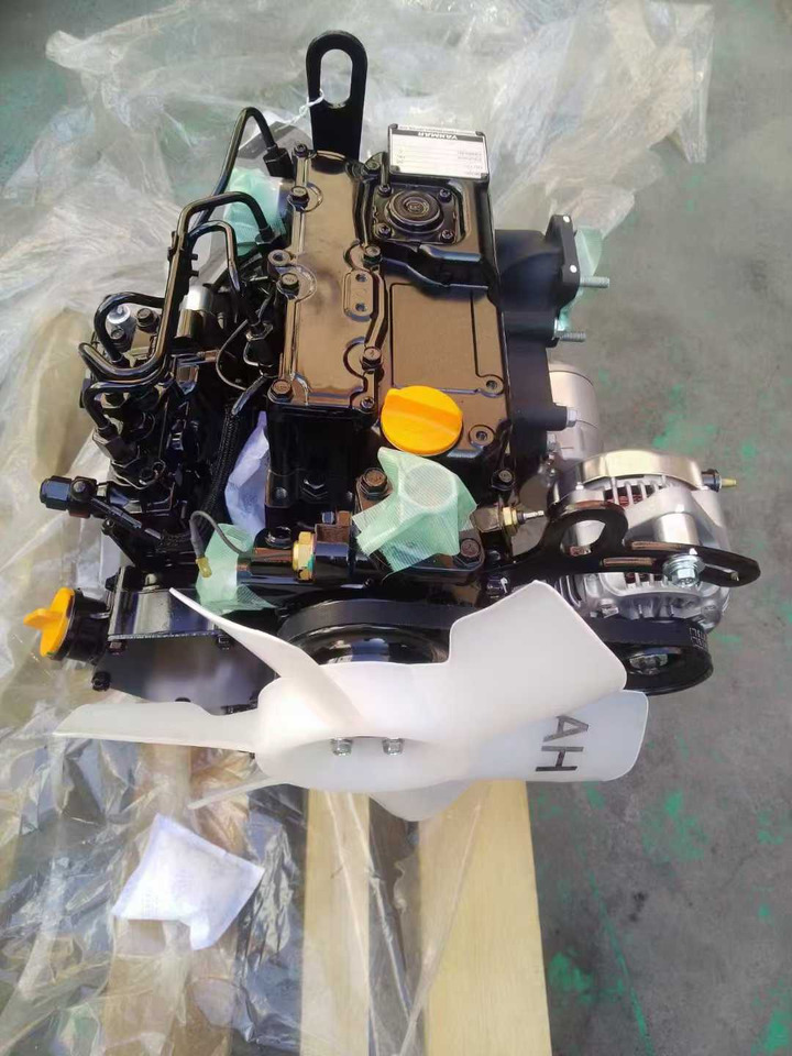 YANMAR 3TNV70 - محرك - حفارة: صورة 3 YANMAR 3TNV70 - محرك - حفارة: صورة 3