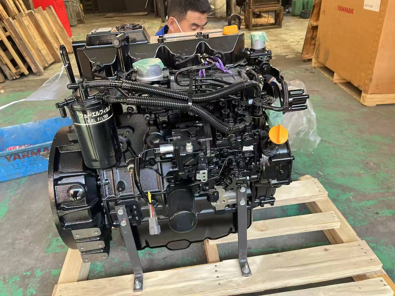 YANMAR 4TNV94L - محرك - حفارة: صورة 1 YANMAR 4TNV94L - محرك - حفارة: صورة 1