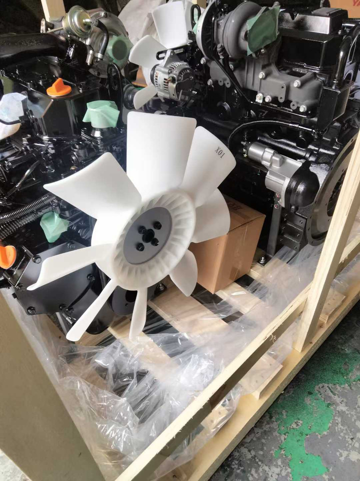 YANMAR 4TNV98T - محرك - حفارة: صورة 3 YANMAR 4TNV98T - محرك - حفارة: صورة 3