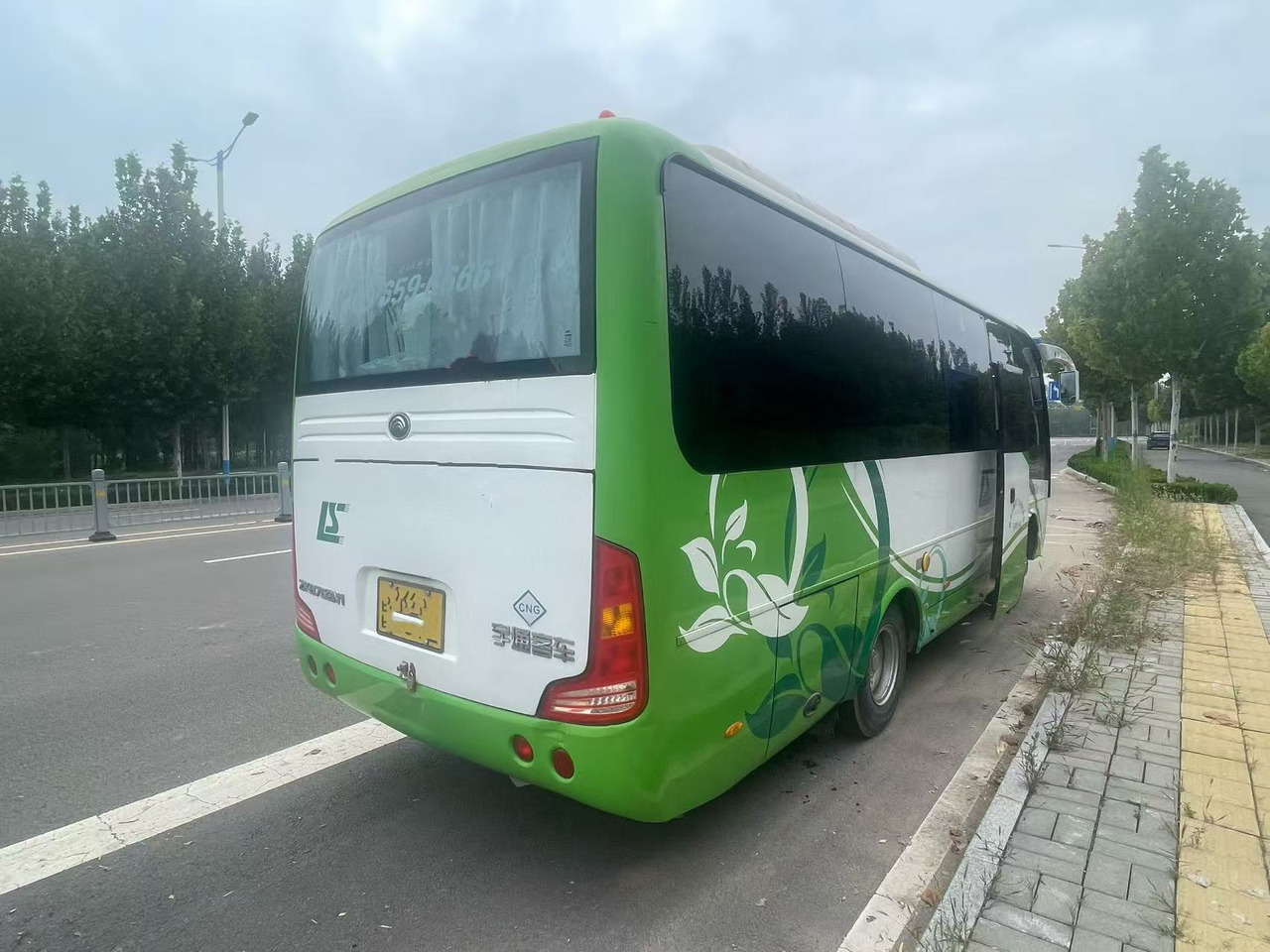 YUTONG 31 seats ZK6852HNG2 - مركبة كوتش: صورة 5 YUTONG 31 seats ZK6852HNG2 - مركبة كوتش: صورة 5