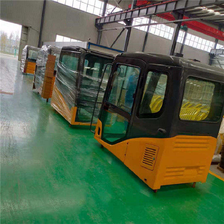 Komatsu PC130-7 PC110-7 PC120-7 PC200-7 - كابينة - حفارة: صورة 3 Komatsu PC130-7 PC110-7 PC120-7 PC200-7 - كابينة - حفارة: صورة 3