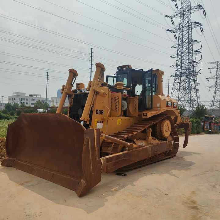 100% Original Paint Used Caterpillar D8R Bulldozer CAT D8R Crawler Dozer with Superior Performance and Power for Sale - جرافة: صورة 1 100% Original Paint Used Caterpillar D8R Bulldozer CAT D8R Crawler Dozer with Superior Performance and Power for Sale - جرافة: صورة 1