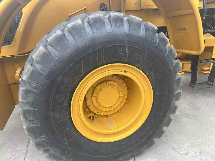 98%New Loaders Cat 966H High Efficiency Wheel Loader Cat 966H Powerful Chinese Made Front Loader Road Machine - اللودر بعجل: صورة 5 98%New Loaders Cat 966H High Efficiency Wheel Loader Cat 966H Powerful Chinese Made Front Loader Road Machine - اللودر بعجل: صورة 5