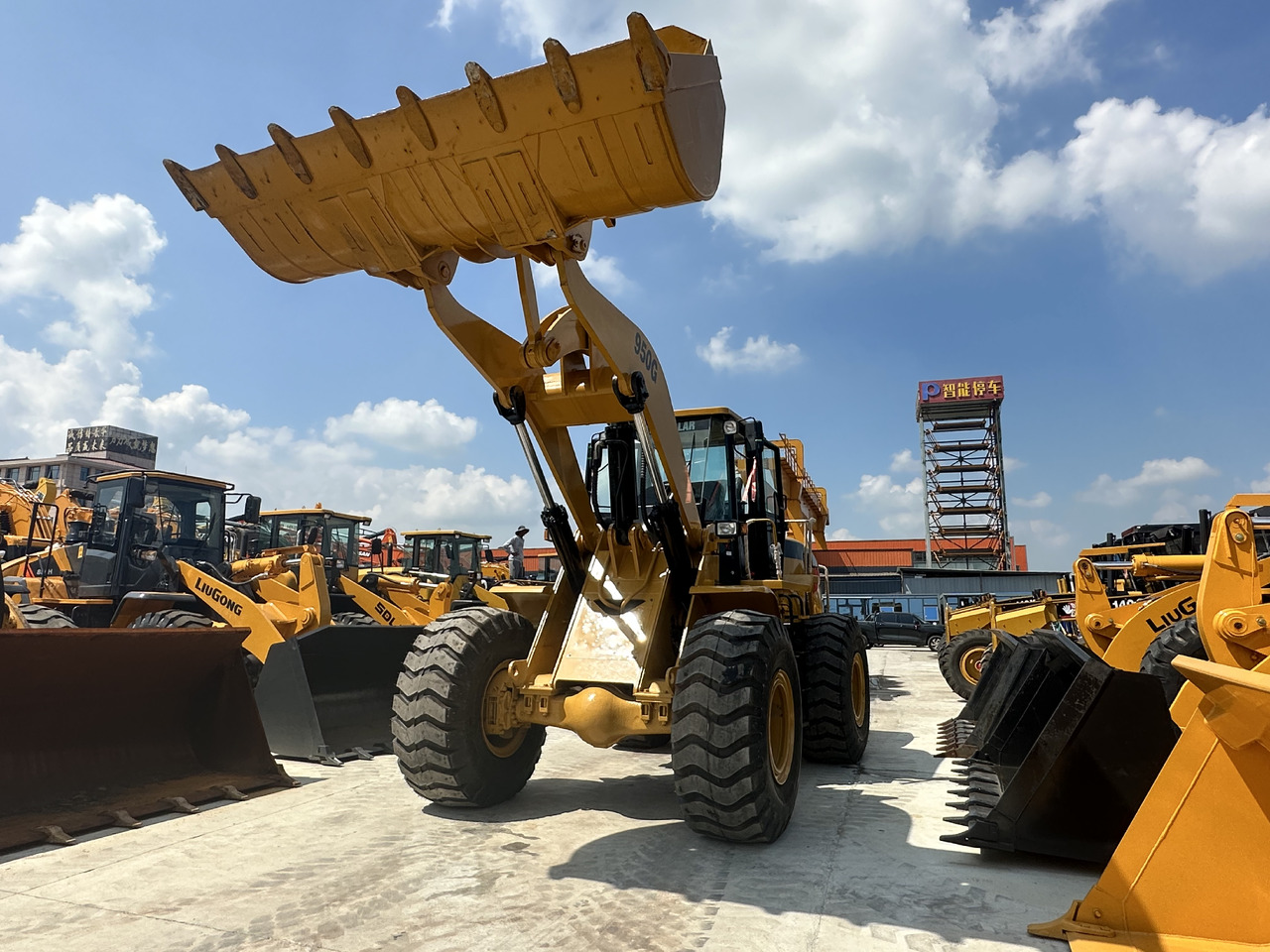 BACKHOE LOADER Used High Quality CAT 950G Wheel Loader on Hot Sale CAT in Stock for Sale - آلات البناء: صورة 5 BACKHOE LOADER Used High Quality CAT 950G Wheel Loader on Hot Sale CAT in Stock for Sale - آلات البناء: صورة 5