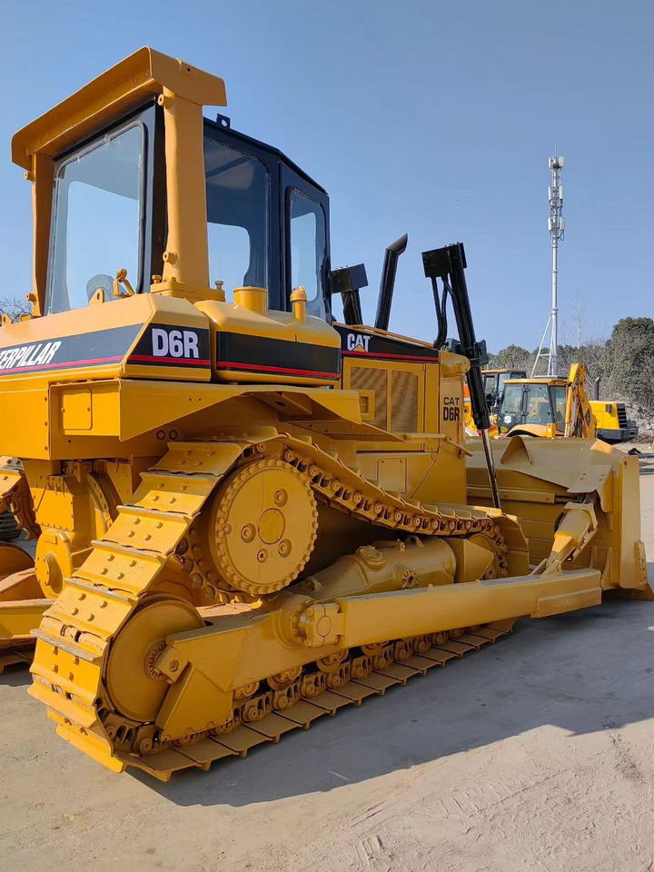 CAT Used Bulldozer D6R High Quality - جرافة: صورة 3 CAT Used Bulldozer D6R High Quality - جرافة: صورة 3