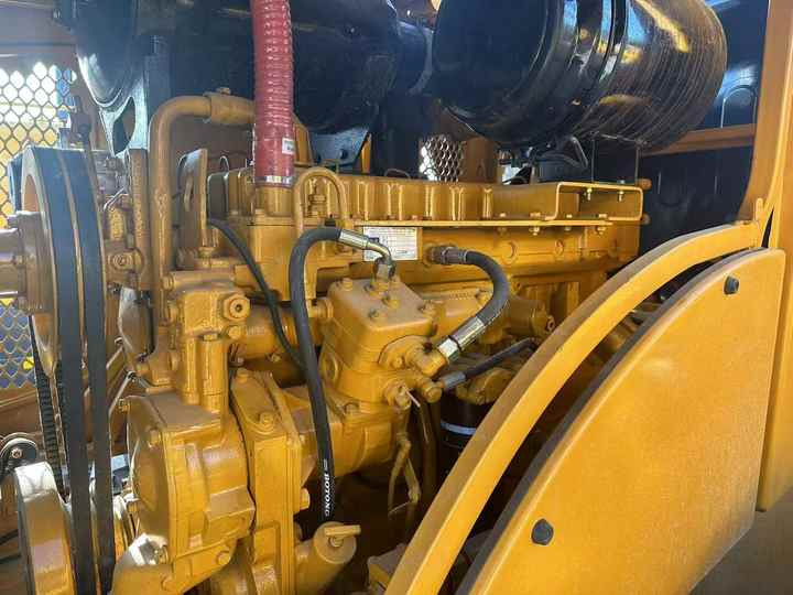 CAT brand 950h wheel loader on sale used cat 950 966 loader front wheel loader in stock - جرافة: صورة 5 CAT brand 950h wheel loader on sale used cat 950 966 loader front wheel loader in stock - جرافة: صورة 5