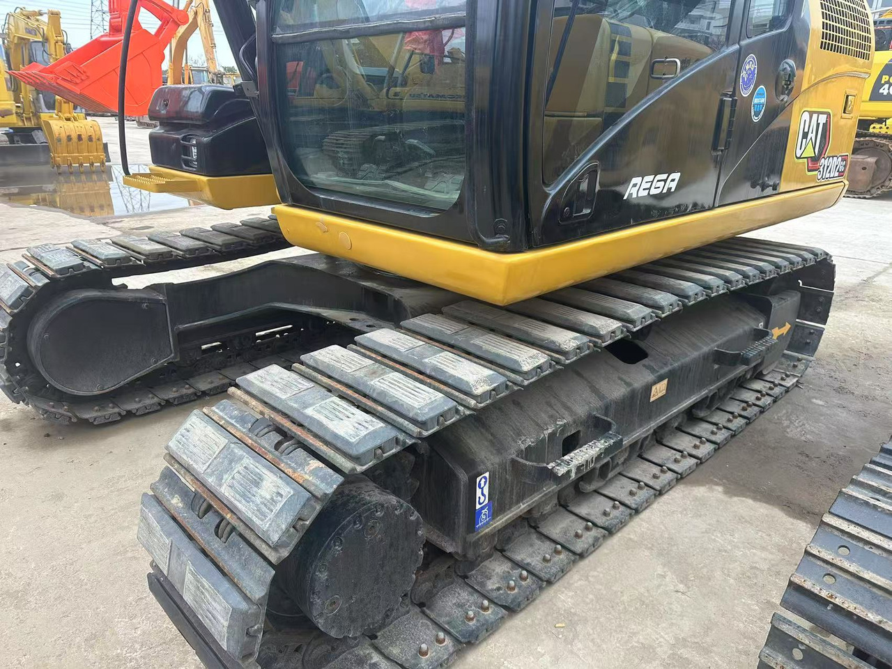 CATERPILLAR 312D2 - حفار زحاف: صورة 3 CATERPILLAR 312D2 - حفار زحاف: صورة 3