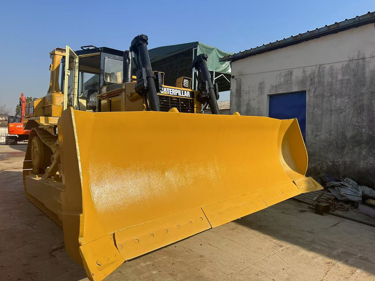 CATERPILLAR Used Bulldozer D8R Hotsale D6R D7G - آلات البناء: صورة 5 CATERPILLAR Used Bulldozer D8R Hotsale D6R D7G - آلات البناء: صورة 5