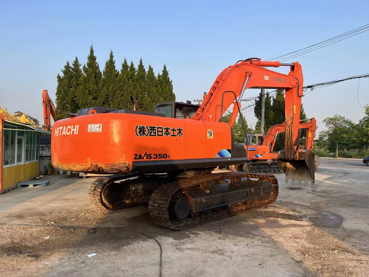 CRAWLER EXCAVATOR Original Japan Hitachi ZX350 Excavator Hitachi Excavator in Low Price for Hot Sale - آلات البناء: صورة 3 CRAWLER EXCAVATOR Original Japan Hitachi ZX350 Excavator Hitachi Excavator in Low Price for Hot Sale - آلات البناء: صورة 3