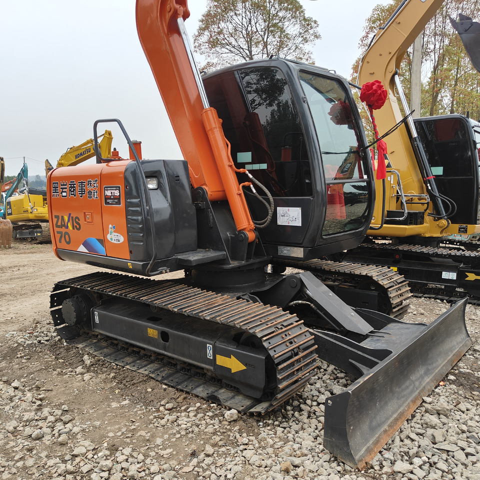 CRAWLER EXCAVATOR Used Hitachi ZX70 Excavator for Sale - Low Hours - حفارة مُصَّغرة: صورة 1 CRAWLER EXCAVATOR Used Hitachi ZX70 Excavator for Sale - Low Hours - حفارة مُصَّغرة: صورة 1