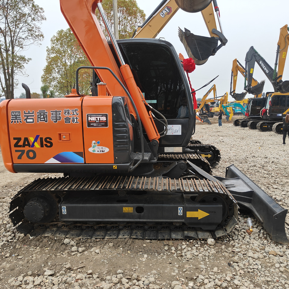 CRAWLER EXCAVATOR Used Hitachi ZX70 Excavator for Sale - Low Hours - حفارة مُصَّغرة: صورة 5 CRAWLER EXCAVATOR Used Hitachi ZX70 Excavator for Sale - Low Hours - حفارة مُصَّغرة: صورة 5