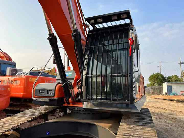 Doosan Construction Equipment Dx300 , Used Earth-moving Machine Doosan Excavator , Doosan Heavy Machines for Sale - حفار زحاف: صورة 4 Doosan Construction Equipment Dx300 , Used Earth-moving Machine Doosan Excavator , Doosan Heavy Machines for Sale - حفار زحاف: صورة 4