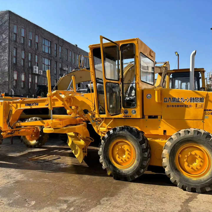 Excellent Condition Hot Selling Used Grader Komatsu GD511 for Sale in Hefei City Good Quality Cheap Price Good Condition - ممهدة: صورة 1 Excellent Condition Hot Selling Used Grader Komatsu GD511 for Sale in Hefei City Good Quality Cheap Price Good Condition - ممهدة: صورة 1