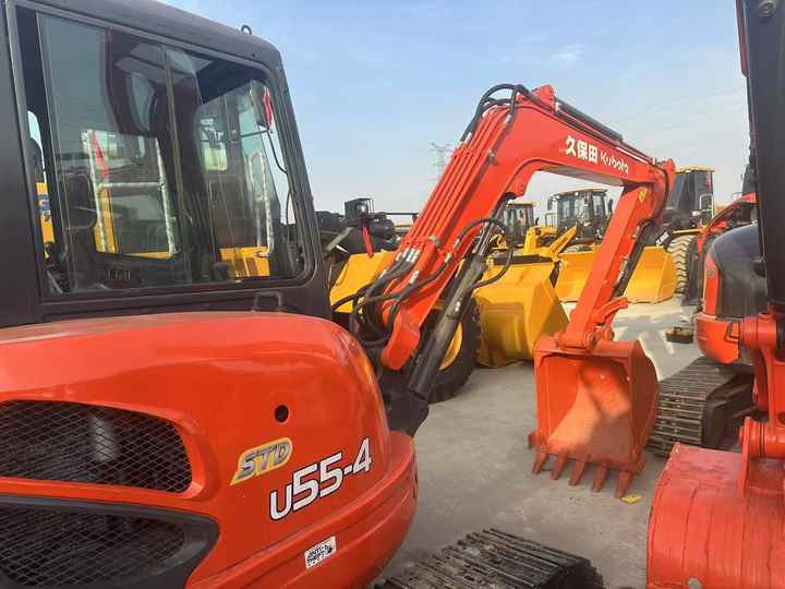 Excellent Quality Excavator Kubota Brand U55 USED Digger Kubota U55 in Stock U55 KX163 KX155 KX165 KX185 - حفارة: صورة 5 Excellent Quality Excavator Kubota Brand U55 USED Digger Kubota U55 in Stock U55 KX163 KX155 KX165 KX185 - حفارة: صورة 5