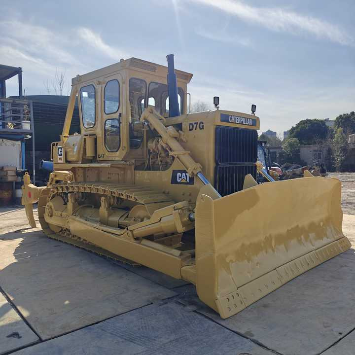 Good Condition Caterpillar CATD7G Original Japan Used Crawler Dozer Used CAT D6 D7 D10 Second Hand Bulldozers for Sale - جرافة: صورة 5 Good Condition Caterpillar CATD7G Original Japan Used Crawler Dozer Used CAT D6 D7 D10 Second Hand Bulldozers for Sale - جرافة: صورة 5
