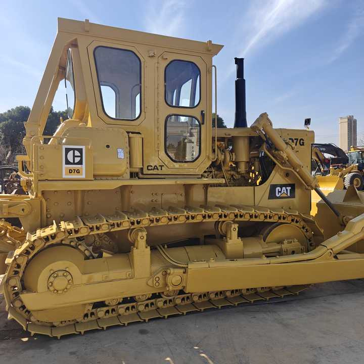 Good Condition Caterpillar CATD7G Original Japan Used Crawler Dozer Used CAT D6 D7 D10 Second Hand Bulldozers for Sale - جرافة: صورة 3 Good Condition Caterpillar CATD7G Original Japan Used Crawler Dozer Used CAT D6 D7 D10 Second Hand Bulldozers for Sale - جرافة: صورة 3