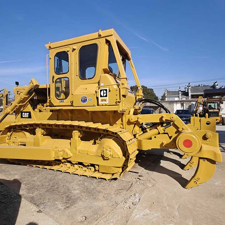 Good Condition Caterpillar CATD7G Original Japan Used Crawler Dozer Used CAT D6 D7 D10 Second Hand Bulldozers for Sale - جرافة: صورة 1 Good Condition Caterpillar CATD7G Original Japan Used Crawler Dozer Used CAT D6 D7 D10 Second Hand Bulldozers for Sale - جرافة: صورة 1