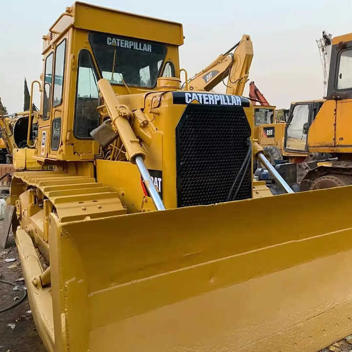 Good Condition D6D Mini Bulldozer New Crawler Bulldozer with Parts Price Bulldozers - جرافة: صورة 2 Good Condition D6D Mini Bulldozer New Crawler Bulldozer with Parts Price Bulldozers - جرافة: صورة 2