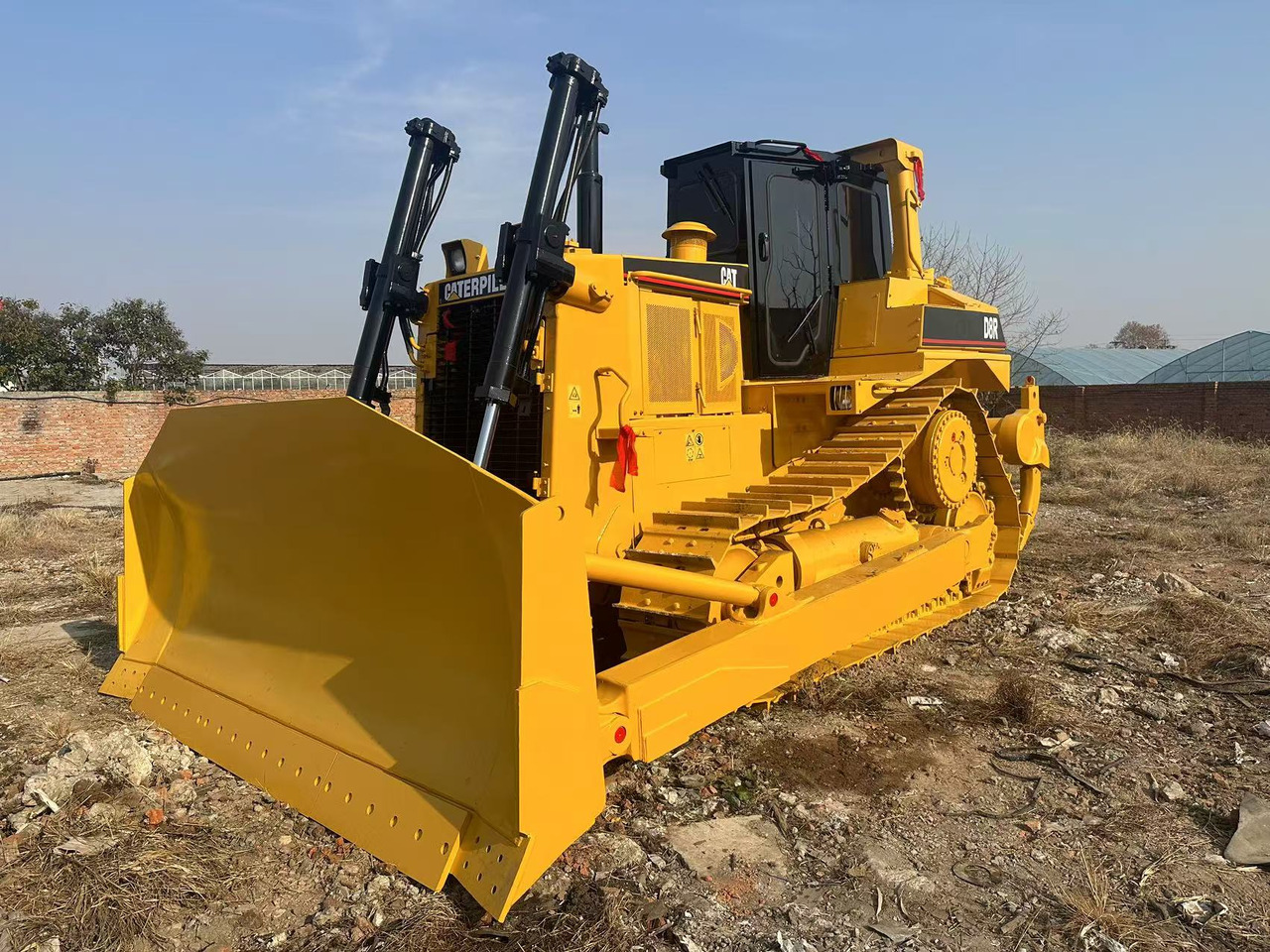 Good Condition Hotsale Used Bulldozer CAT D8R - آلات البناء: صورة 1 Good Condition Hotsale Used Bulldozer CAT D8R - آلات البناء: صورة 1