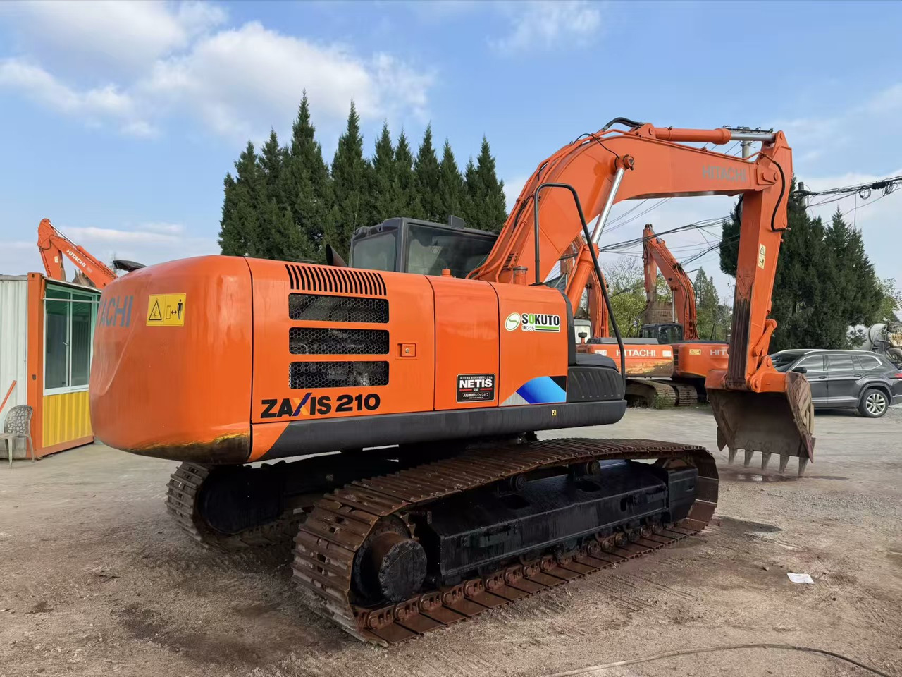 HITACHI - حفار زحاف: صورة 1 HITACHI - حفار زحاف: صورة 1