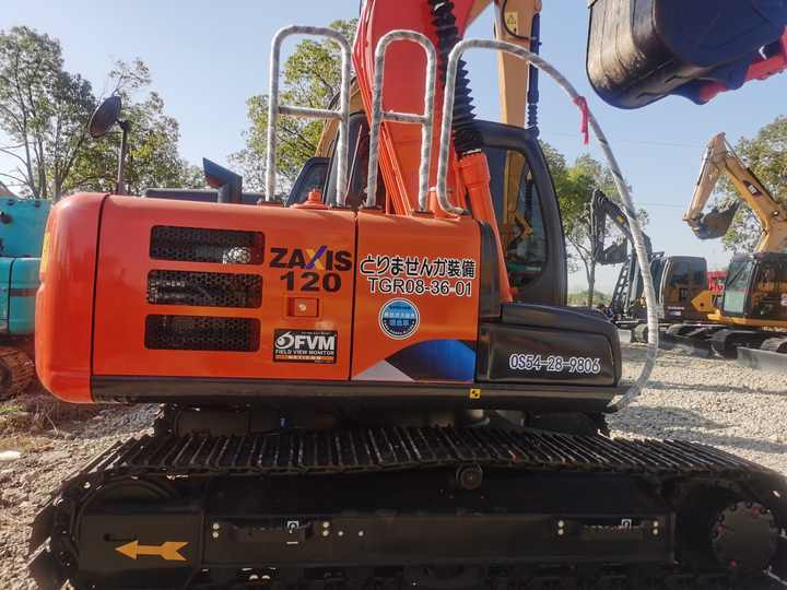 Japan Original Hitachi ZX120 Crawler Excavator Perfect for Various Projects Available Used Excavators for Sale - حفار زحاف: صورة 2 Japan Original Hitachi ZX120 Crawler Excavator Perfect for Various Projects Available Used Excavators for Sale - حفار زحاف: صورة 2