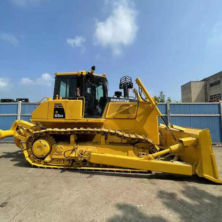 Komatsu D65EX High Efficiency Bulldozer komatsu Engine 180HP Crawler Bulldozer China - جرافة: صورة 1 Komatsu D65EX High Efficiency Bulldozer komatsu Engine 180HP Crawler Bulldozer China - جرافة: صورة 1