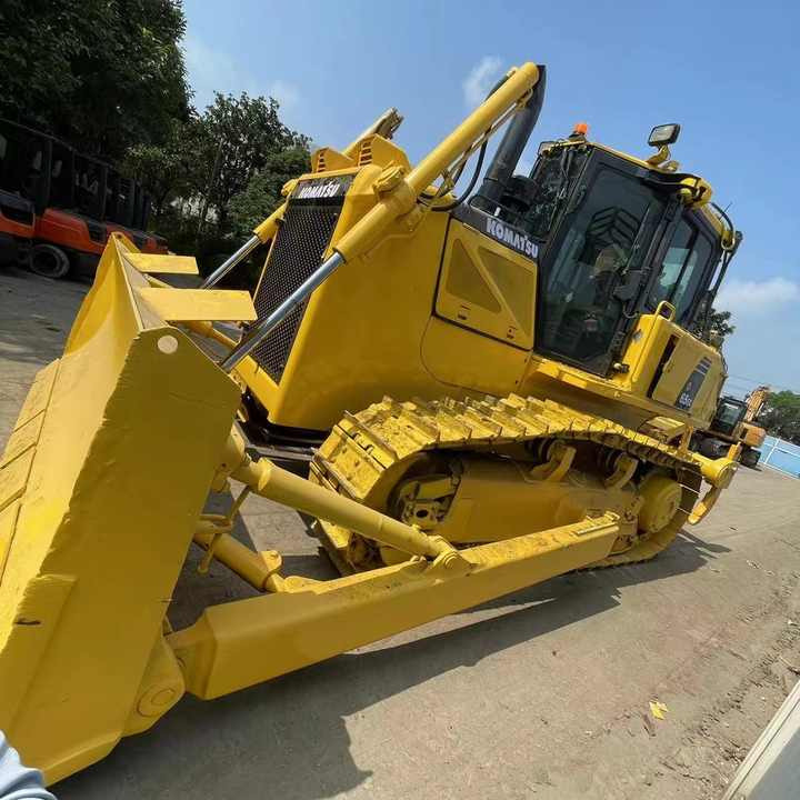 Komatsu D65EX High Efficiency Bulldozer komatsu Engine 180HP Crawler Bulldozer China - جرافة: صورة 4 Komatsu D65EX High Efficiency Bulldozer komatsu Engine 180HP Crawler Bulldozer China - جرافة: صورة 4
