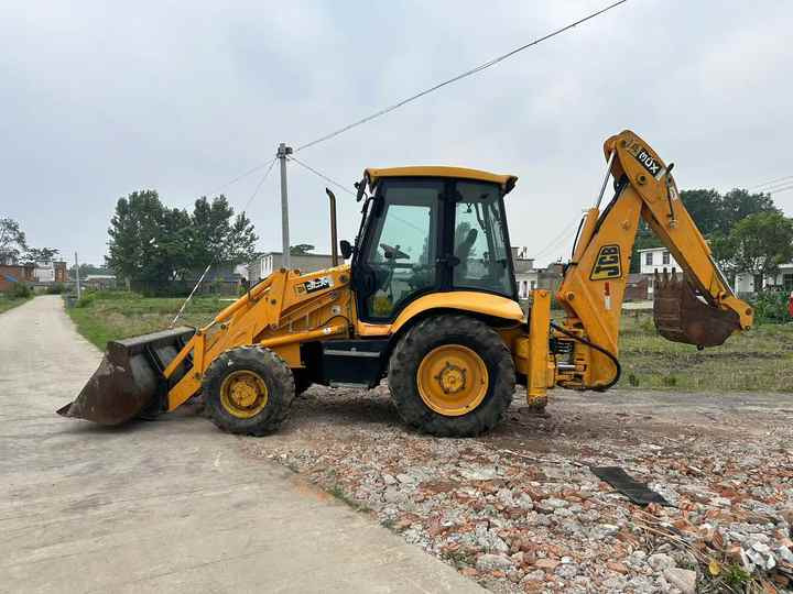 Low Price JCB 3CX Backhoe Loader in Excellent Condition for Sale JCB3CX JCB 4CX Available for Sale - جرافة حفار: صورة 2 Low Price JCB 3CX Backhoe Loader in Excellent Condition for Sale JCB3CX JCB 4CX Available for Sale - جرافة حفار: صورة 2