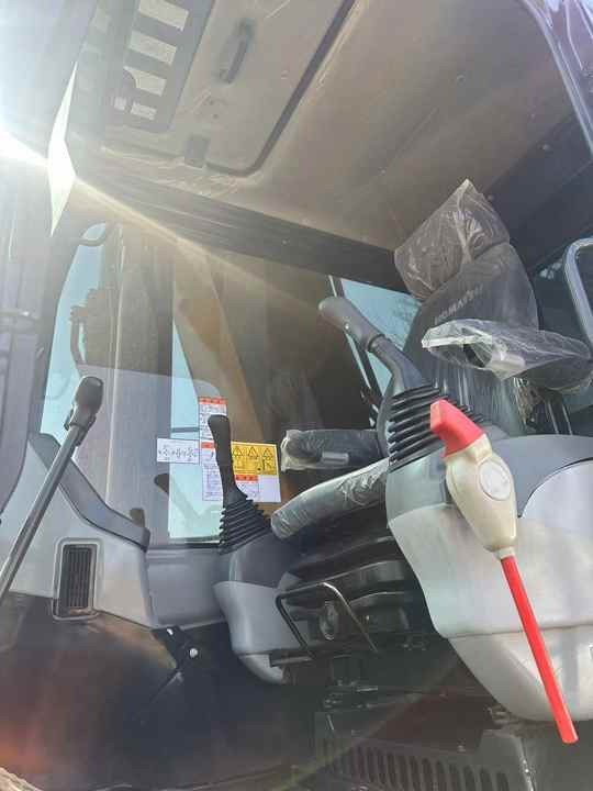 Nice Performance komatsu Pc300-7 Excavator Second Hand 30 Ton Construction Equipment Komatsu Excavator in Stock for Sale - حفار زحاف: صورة 5 Nice Performance komatsu Pc300-7 Excavator Second Hand 30 Ton Construction Equipment Komatsu Excavator in Stock for Sale - حفار زحاف: صورة 5