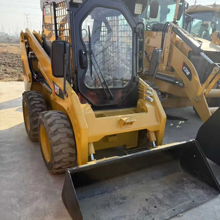 Second Hand Cheap Caterpillar CAT246D with Perfect Function Mini Skid Steers Used Cat246c 246D Backhoe Loader on Sale - شيول صغير: صورة 1 Second Hand Cheap Caterpillar CAT246D with Perfect Function Mini Skid Steers Used Cat246c 246D Backhoe Loader on Sale - شيول صغير: صورة 1