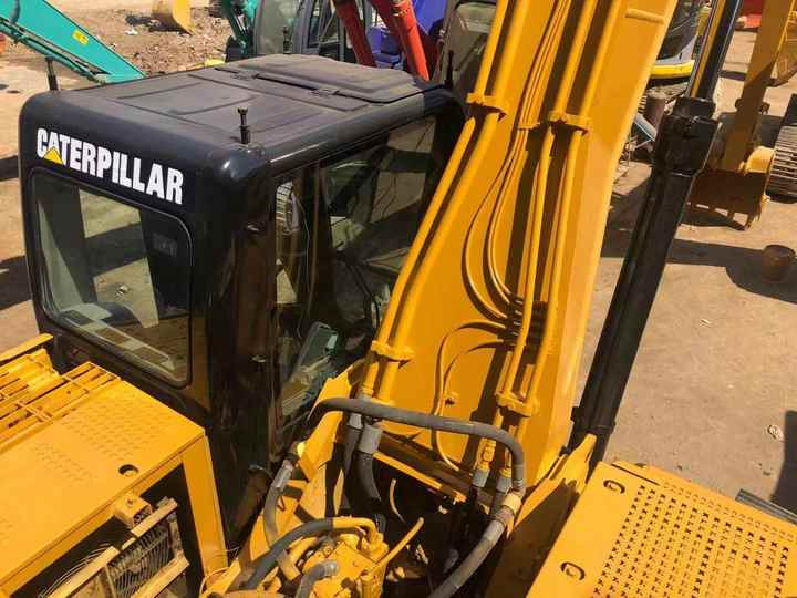 حفار زحاف Used CAT 330D 30T Second Hand Japan Original Large Excavator Construction: صورة 6 حفار زحاف Used CAT 330D 30T Second Hand Japan Original Large Excavator Construction: صورة 6