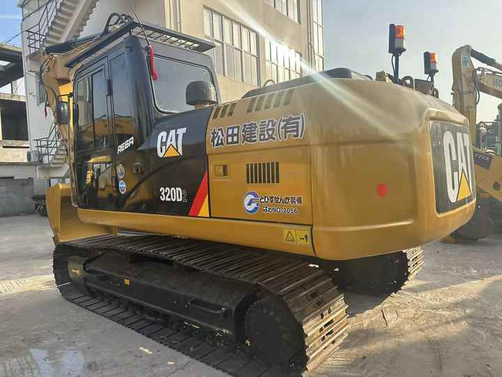 Used Caterpillar 320D Crawler Excavator in High QualityWaiting for Sale - حفار زحاف: صورة 2 Used Caterpillar 320D Crawler Excavator in High QualityWaiting for Sale - حفار زحاف: صورة 2